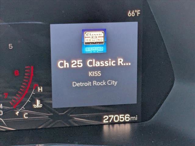 Used 2023 GMC Canyon Denali image 10