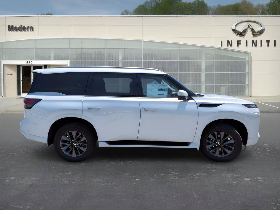 Certified 2026 INFINITI QX80 Pure w/ Cargo Package AWD/4WD image 4