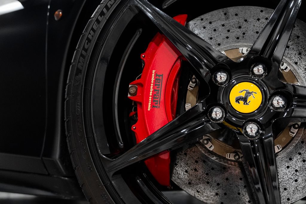 Used 2012 Ferrari 458 Spider RWD image 92