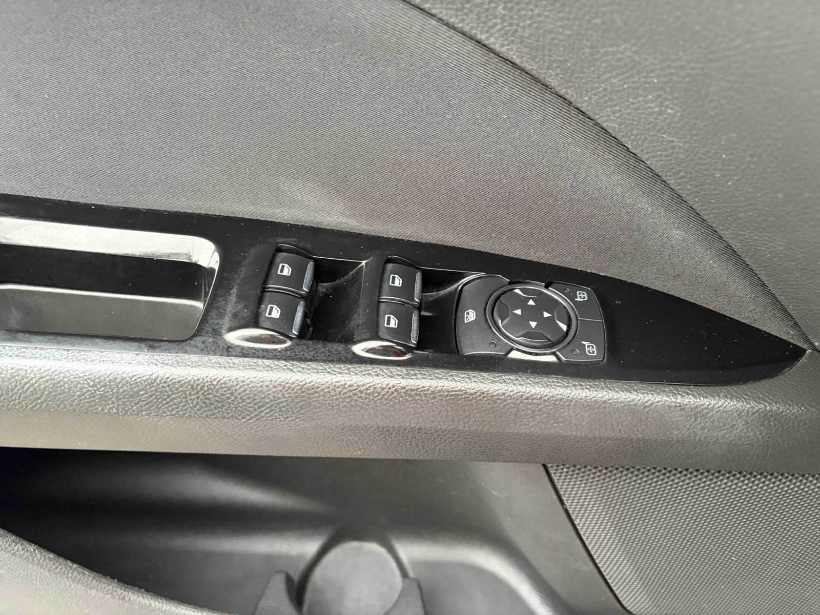 Used 2016 Ford Fusion SE AWD/4WD image 22