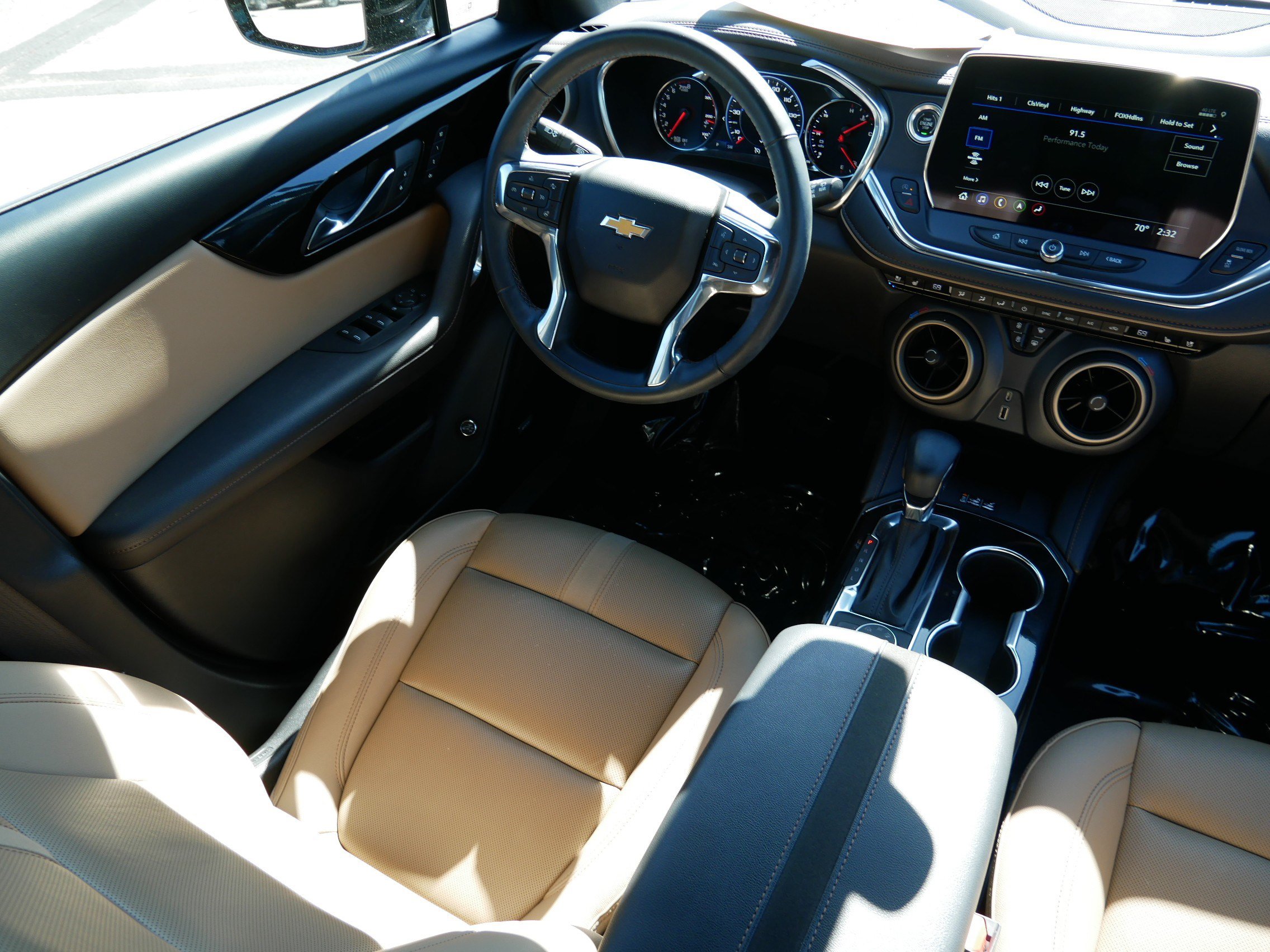 Used 2023 Chevrolet Blazer Premier w/ Enhanced Convenience Package AWD/4WD image 9