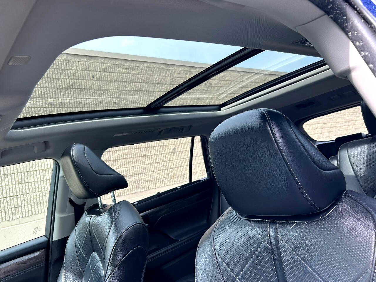 Used 2021 Toyota Highlander Platinum image 12