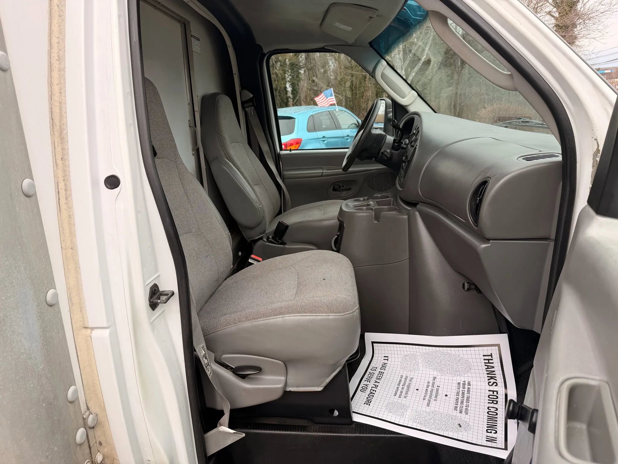 Used 2003 Ford E-350 and Econoline 350 Super Duty image 9