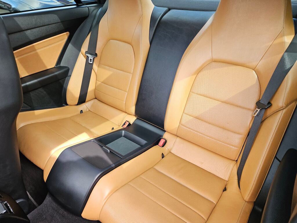 Used 2016 Mercedes-Benz E 400 4MATIC Coupe image 13