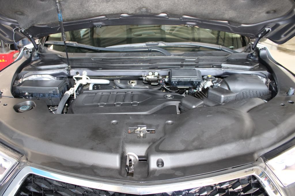 Used 2020 Acura MDX w/ Technology Package AWD/4WD image 11