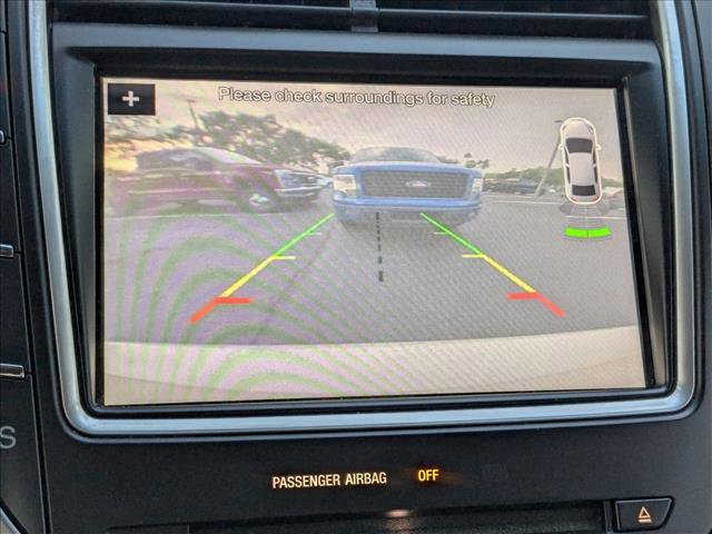 Used 2016 Lincoln MKX Reserve w/ Cargo Utility Package FWD image 9
