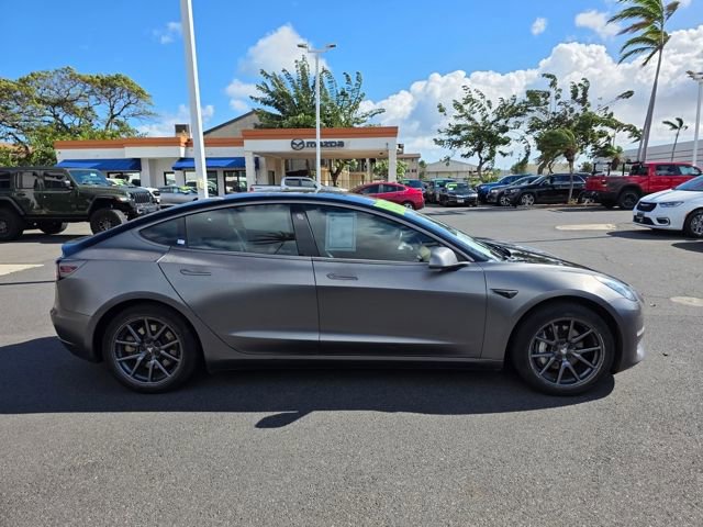 Used 2019 Tesla Model 3 Standard Range image 8
