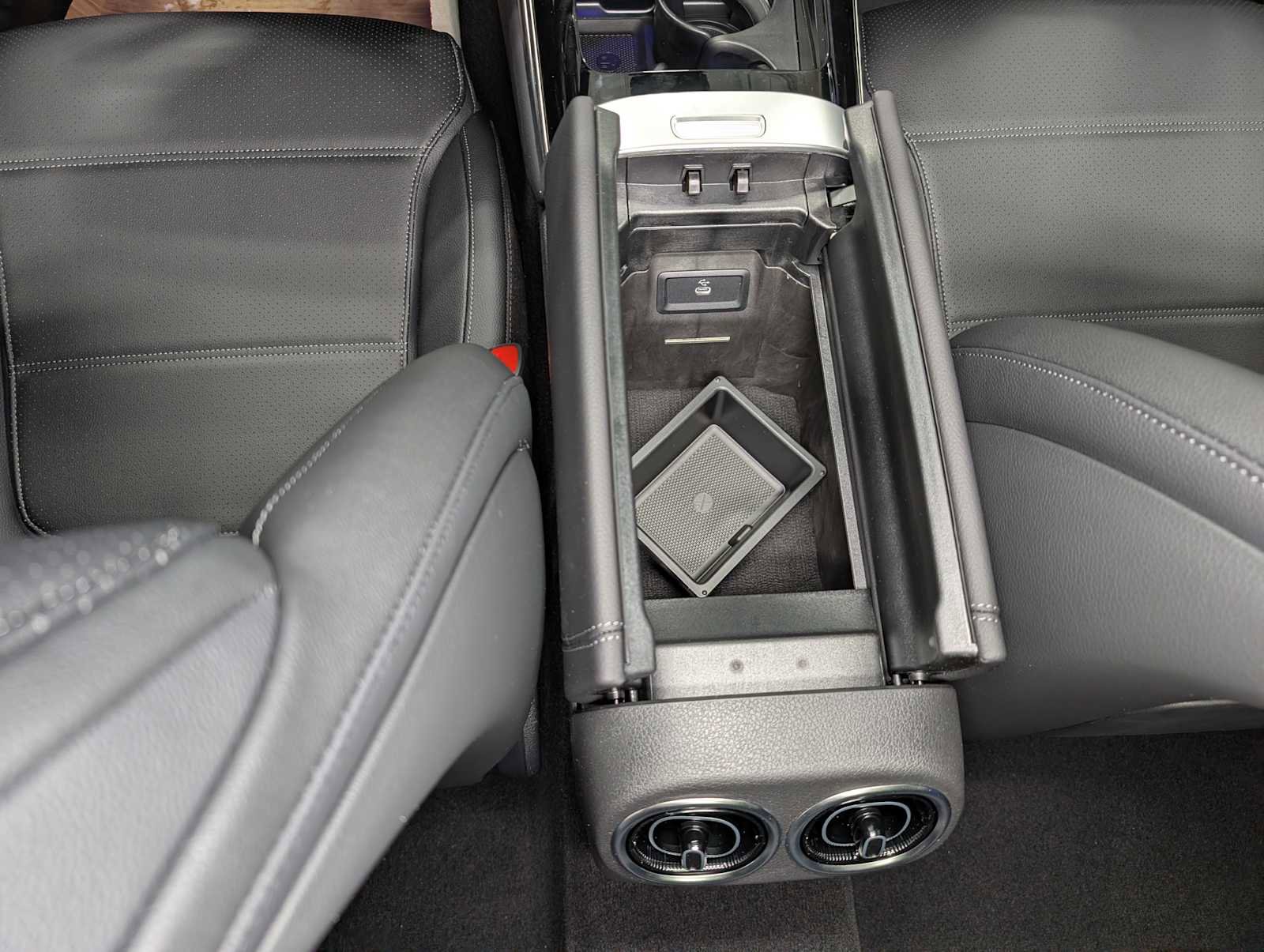 New 2026 Mercedes-Benz GLC 300 4MATIC image 17