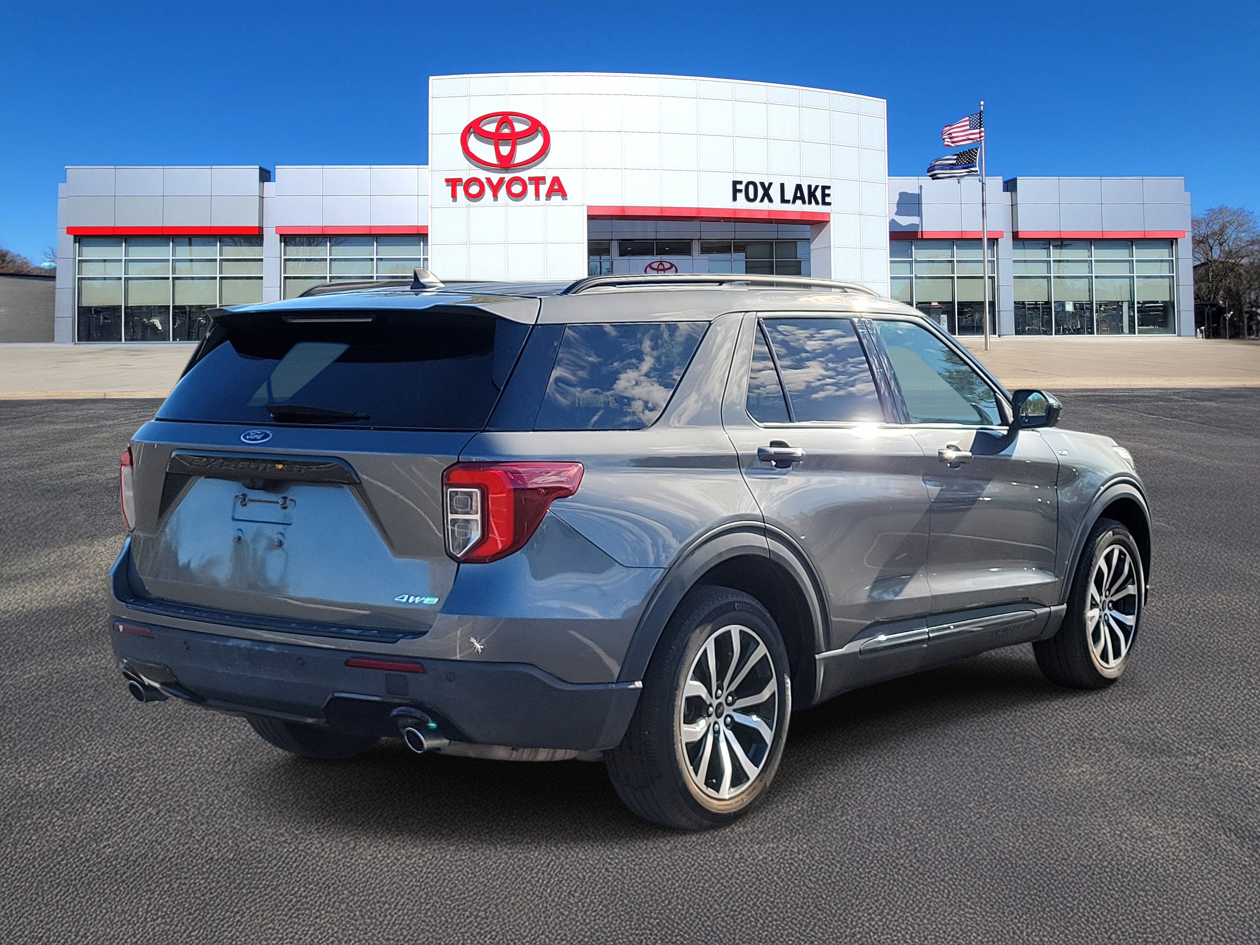 Used 2022 Ford Explorer ST-Line image 4