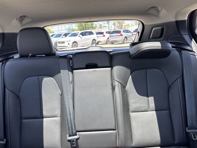 New 2025 Volvo XC40 B5 Core w/ Protection Package Premier image 18