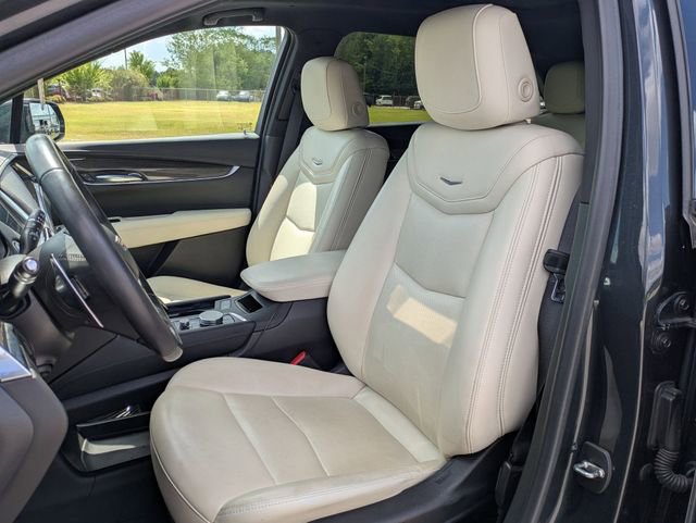 Used 2022 Cadillac XT5 Sportv image 12