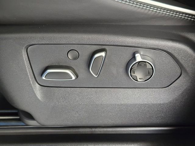 Certified 2026 GMC Yukon AT4 Ultimate w/ LPO, Illumination Package image 22