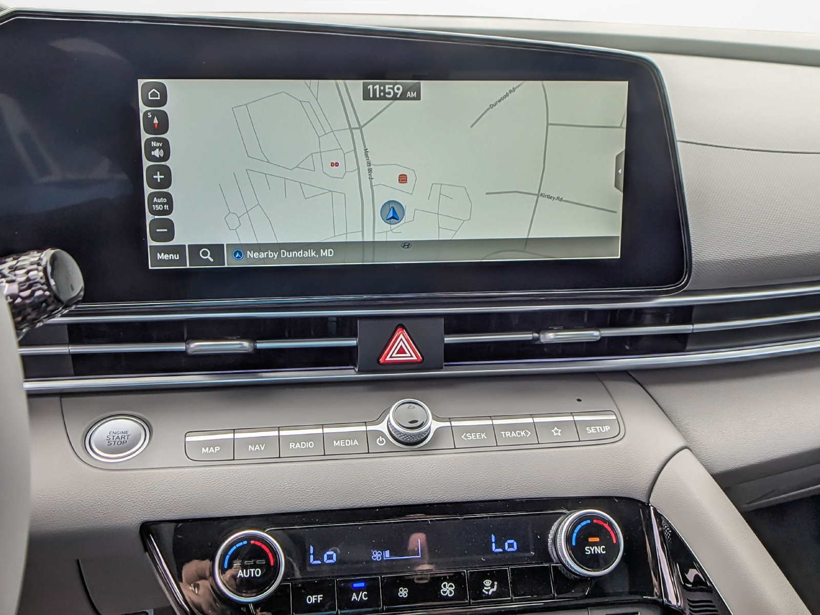 Used 2025 Hyundai Elantra SEL FWD image 22