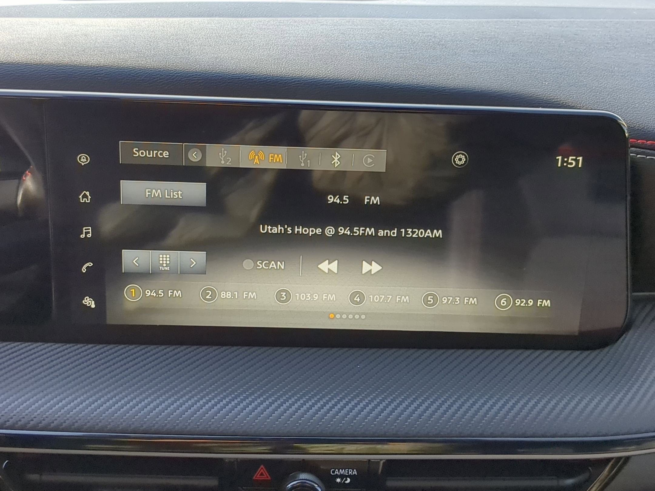 Used 2025 Nissan Kicks SR image 24