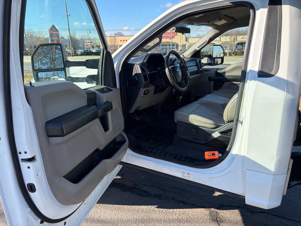 Used 2018 Ford F450 XL w/ Power Equipment Group image 12