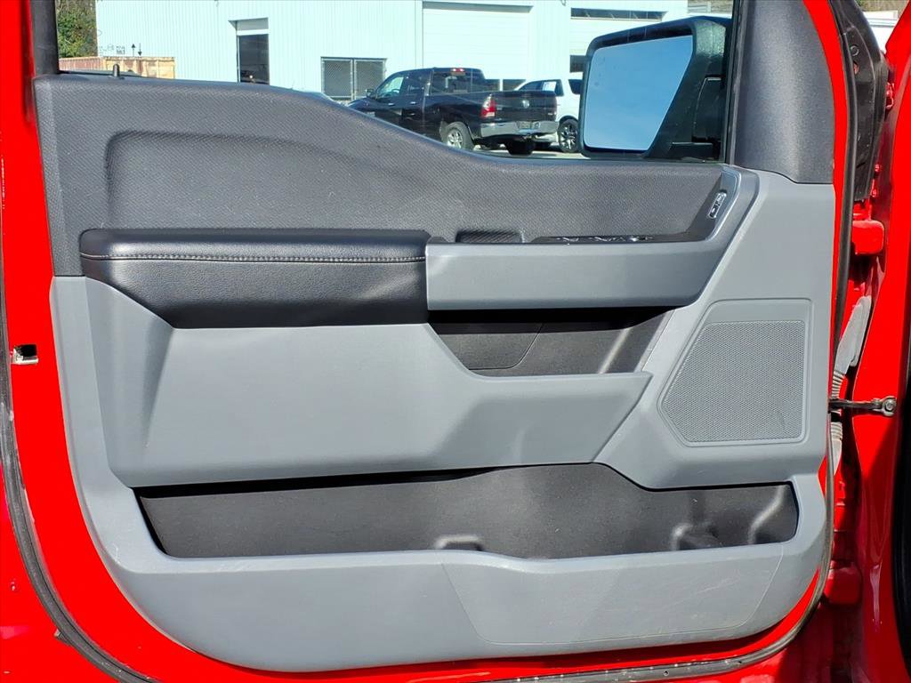 Used 2023 Ford F150 XLT RWD image 4