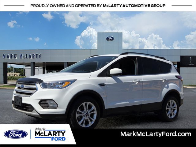 Certified 2018 Ford Escape SE w/ SE Sync 3 Package
