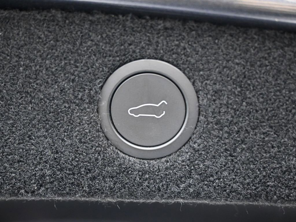 Used 2024 Tesla Model 3 Performance image 15