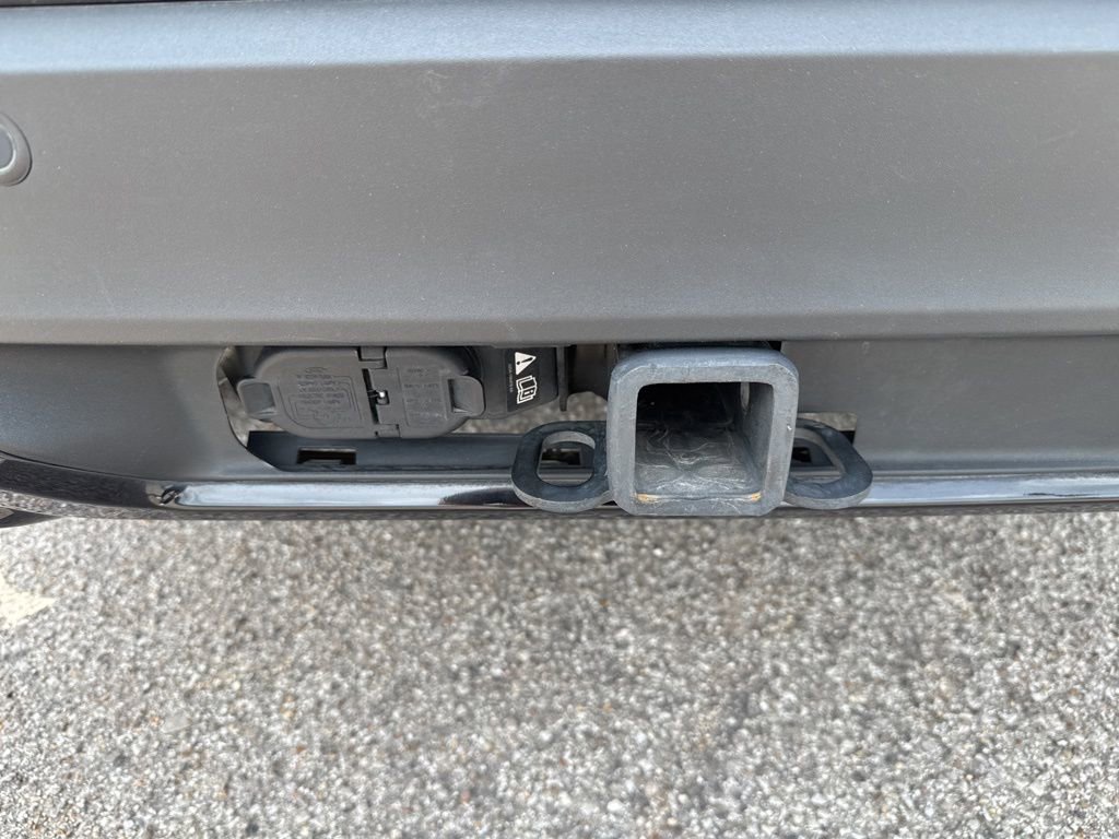 Used 2025 Ford Explorer ST-Line w/ Premium Package AWD/4WD image 8