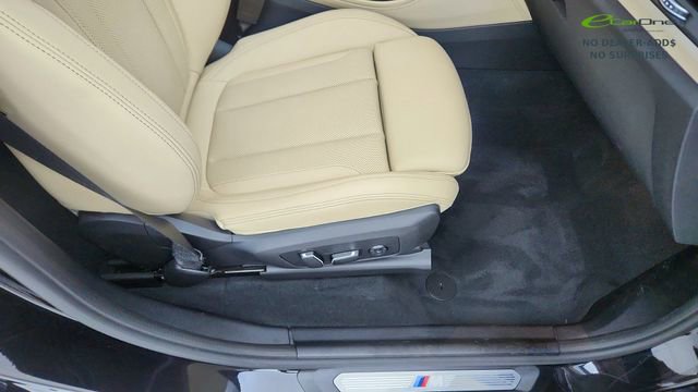 Used 2025 BMW X4 M40i w/ Premium Package image 23