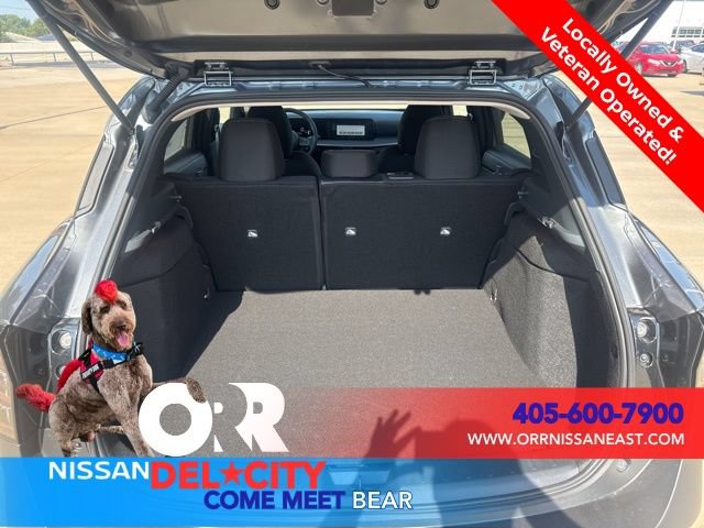 New 2025 Nissan Kicks SV w/ SV Premium Package AWD/4WD image 13