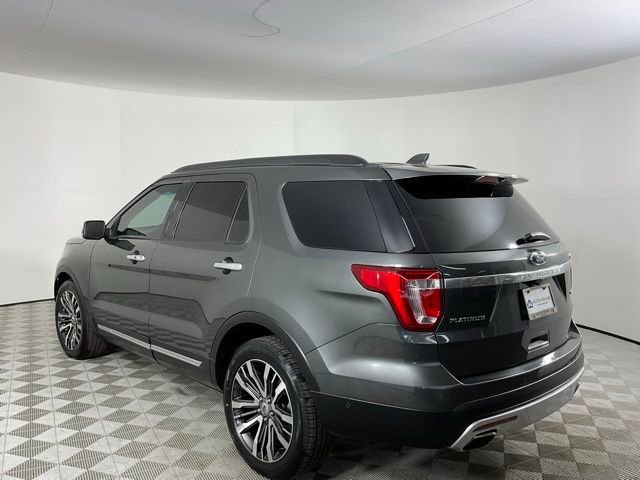 Used 2017 Ford Explorer Platinum image 7
