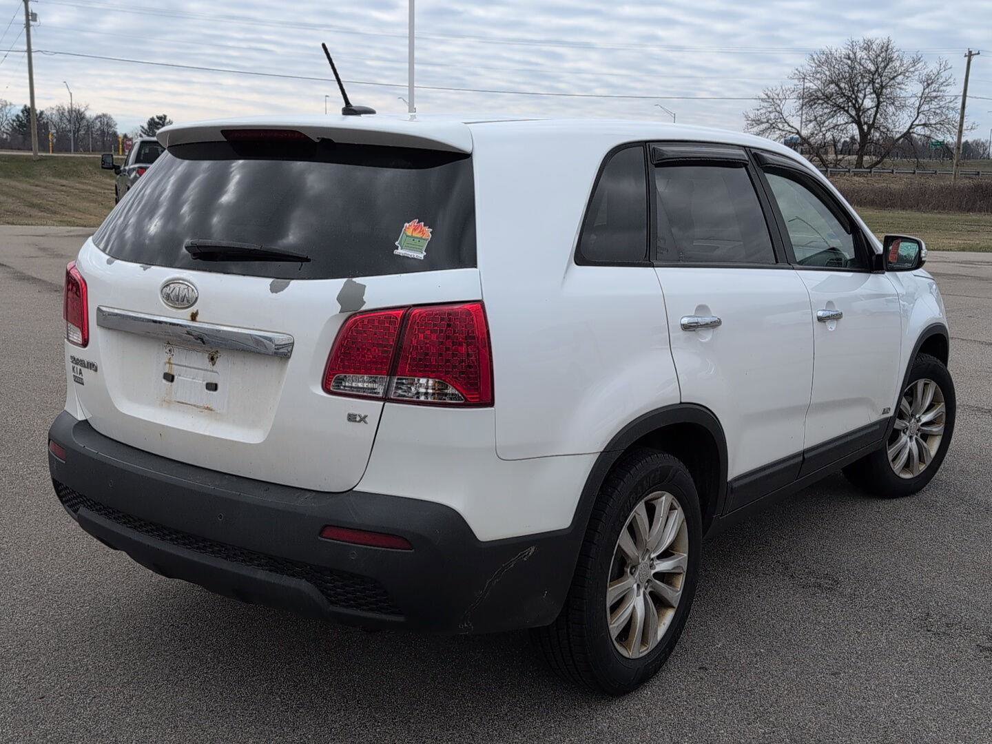 Used 2011 Kia Sorento EX image 8