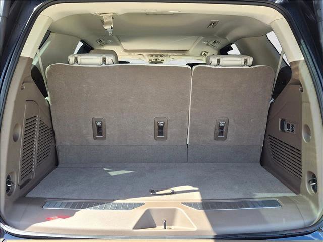 Used 2024 GMC Yukon Denali w/ Advanced Technology Package image 6