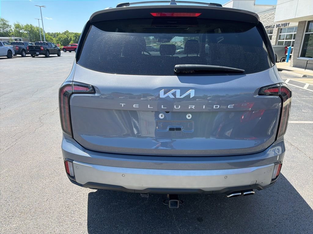 Used 2023 Kia Telluride EX FWD image 3