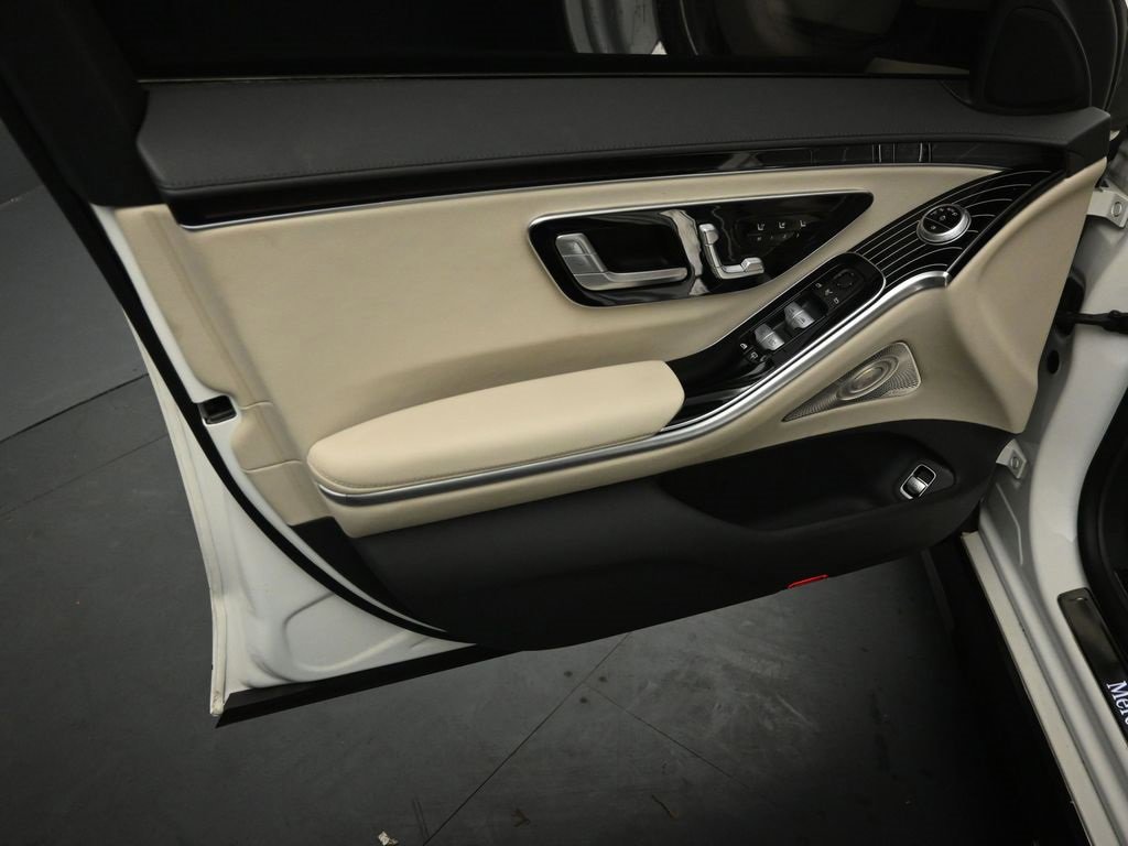 Used 2022 Mercedes-Benz S 500 4MATIC image 18