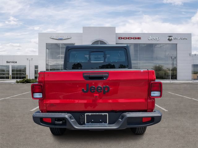 Certified 2026 Jeep Gladiator Sport AWD/4WD image 4