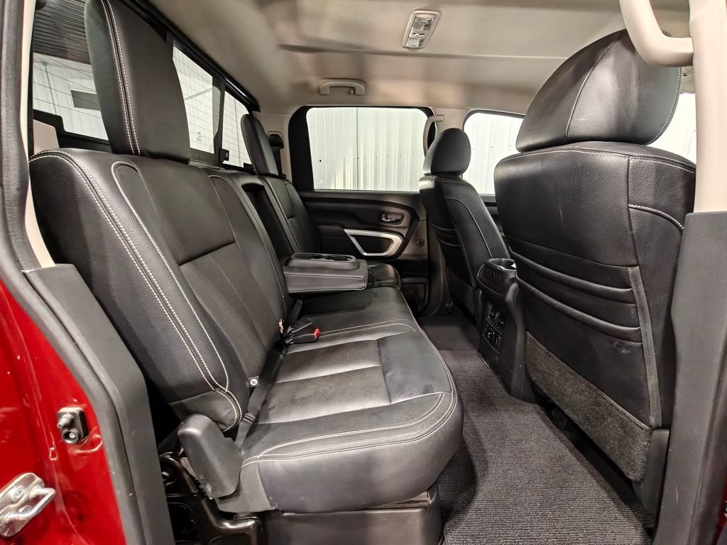 Used 2018 Nissan Titan PRO-4X w/ Pro-4x Convenience Package AWD/4WD image 27