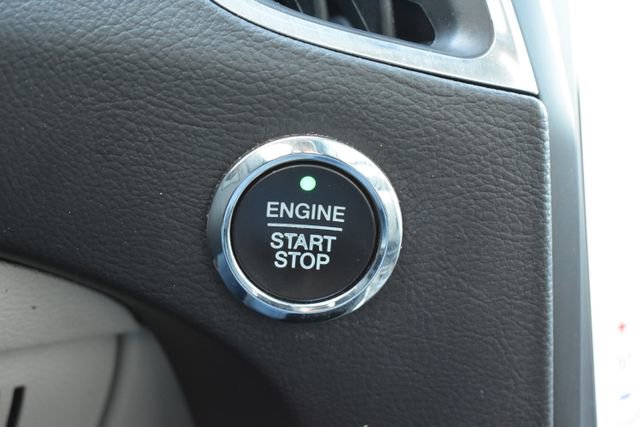 Used 2023 Ford Edge Titanium w/ Class II Trailer Tow Package image 22