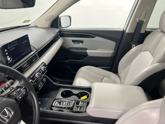 Used 2023 Honda Pilot Touring image 22