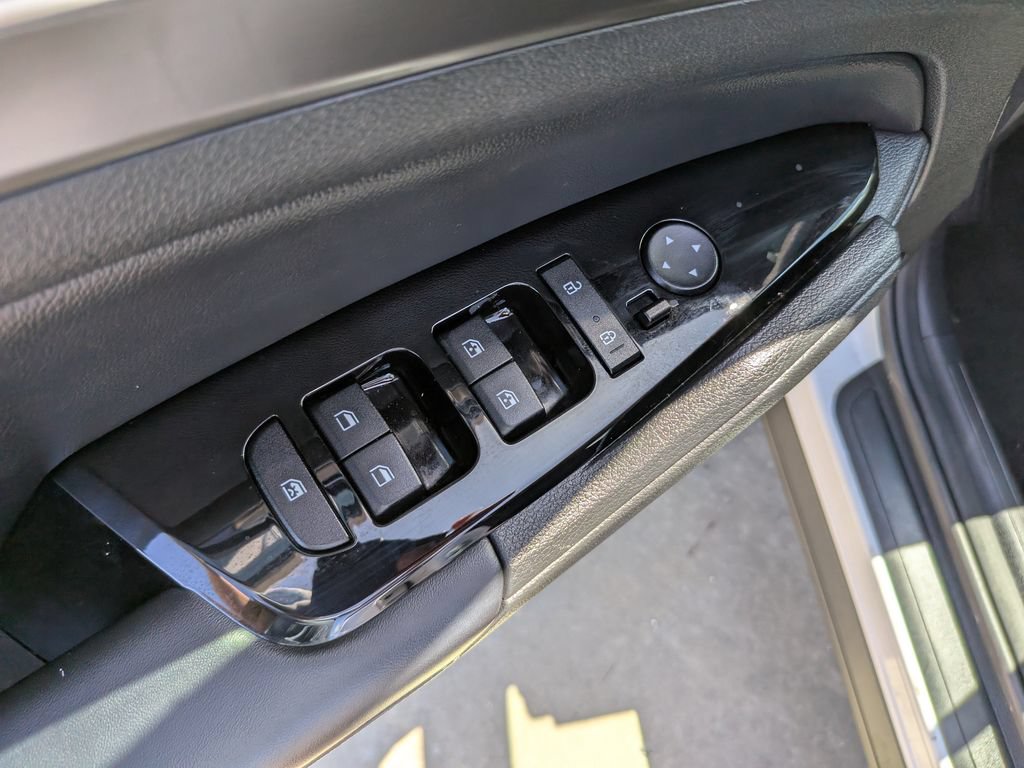 Certified 2023 Kia Sportage EX FWD image 19