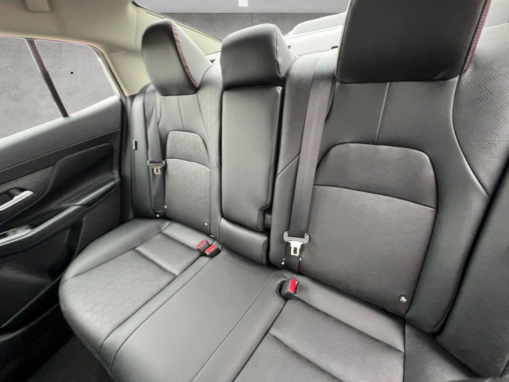 New 2026 Nissan Sentra SR image 22