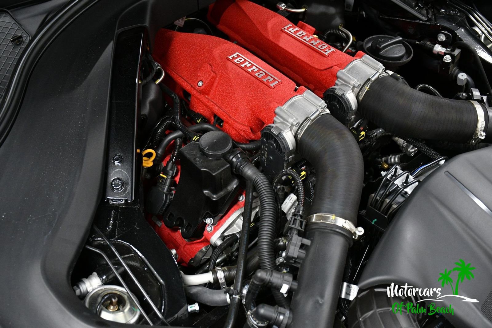 Used 2024 Ferrari Roma Spider RWD image 38