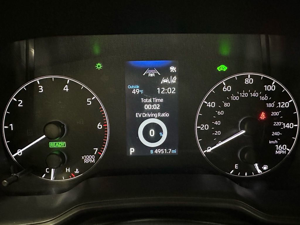 Used 2025 Toyota Corolla LE image 23