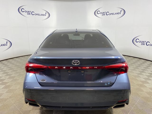 Certified 2019 Toyota Avalon Limited w/ Advanced Safety Package FWD image 5