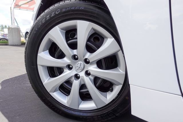 Used 2024 Toyota Corolla LE FWD image 11