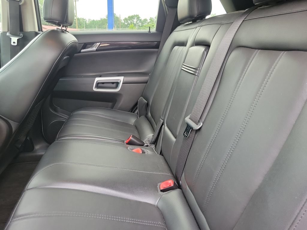 Used 2013 Chevrolet Captiva Sport LTZ FWD image 10