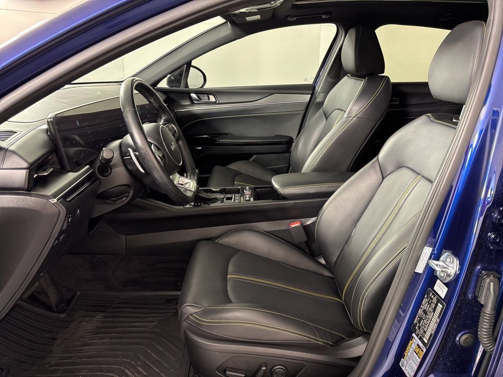 Used 2025 Kia K5 GT w/ GT1 Package FWD image 25