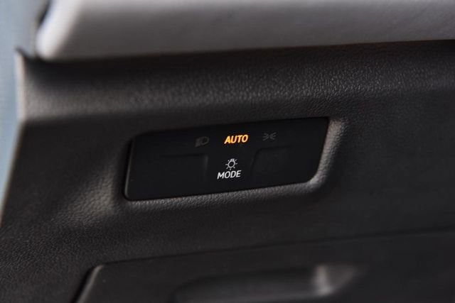 New 2026 Volkswagen Tiguan SE R-Line image 11