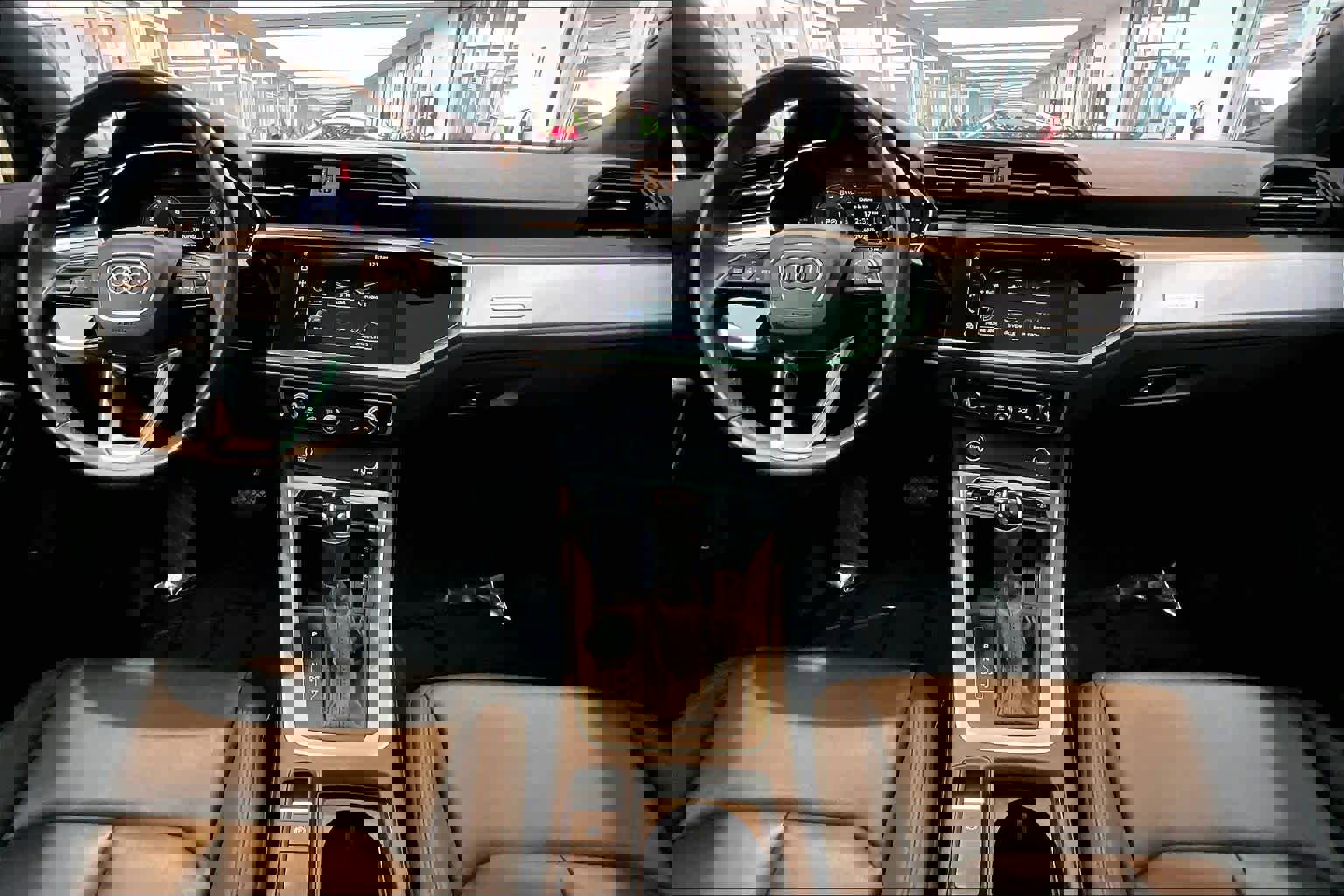 Certified 2021 Audi Q3 2.0T Premium w/ Convenience Package AWD/4WD image 16