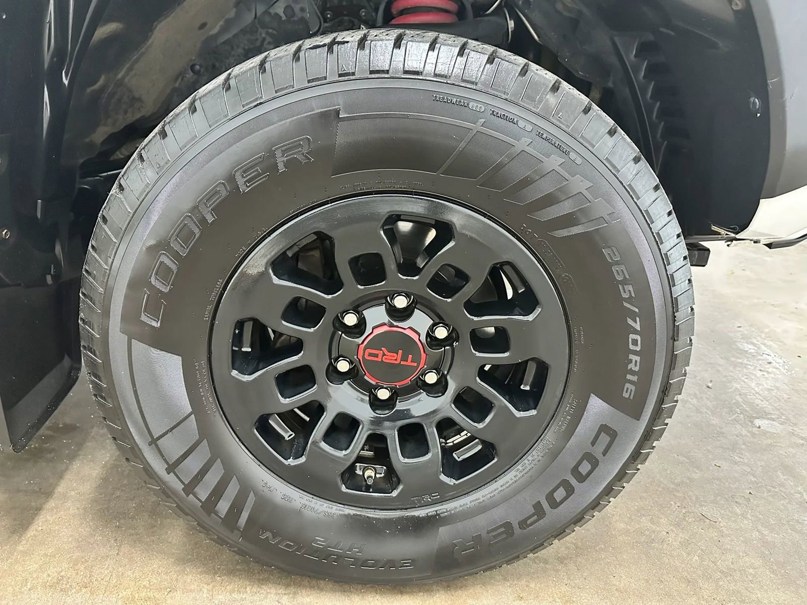 Used 2017 Toyota Tacoma TRD Pro AWD/4WD image 18