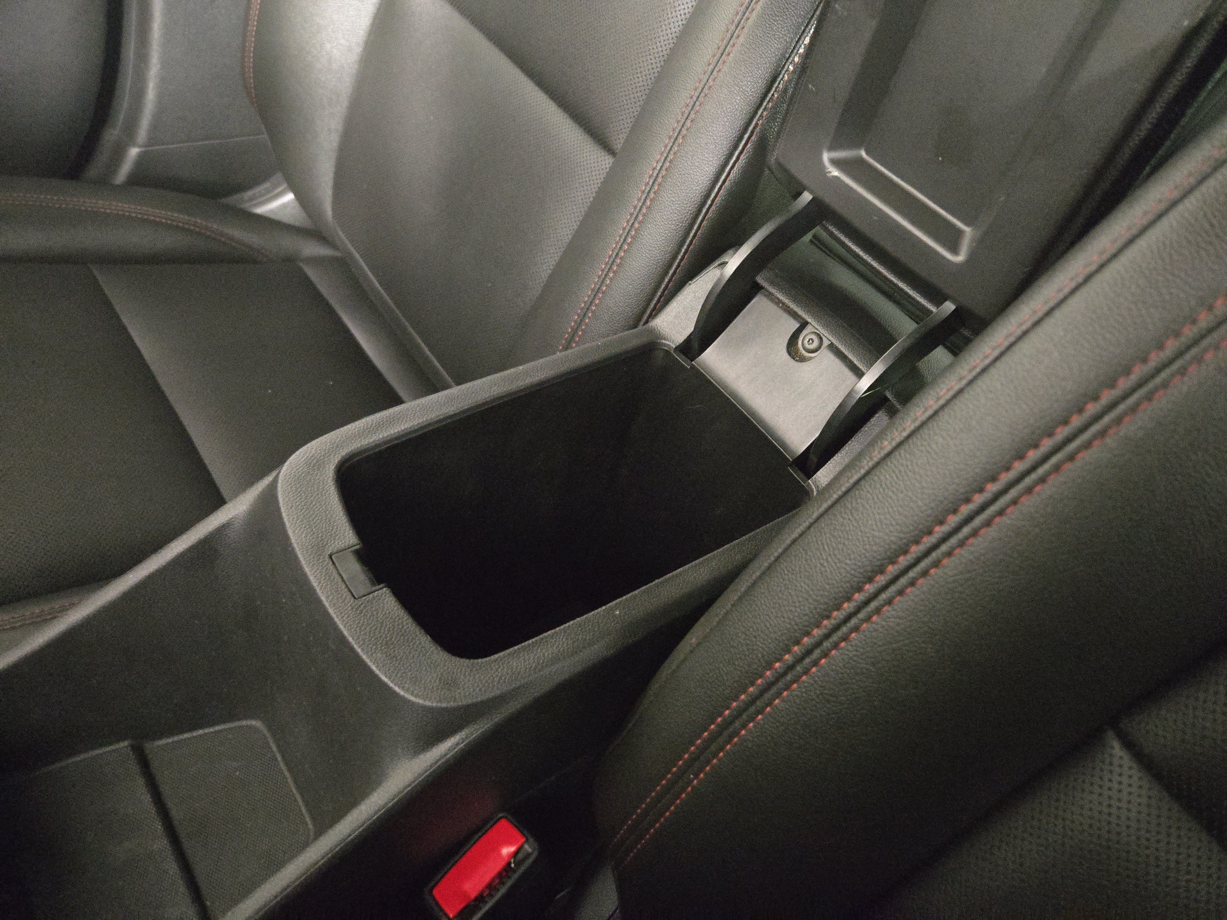 Certified 2025 Chevrolet Trax RS w/ Sunroof Package FWD image 27