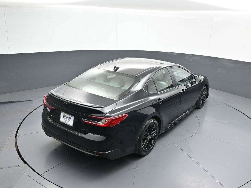 Used 2025 Toyota Camry SE w/ Convenience Package FWD image 38