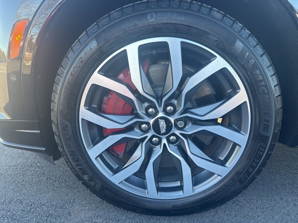 Certified 2024 Cadillac XT6 Sport w/ Platinum Package image 14