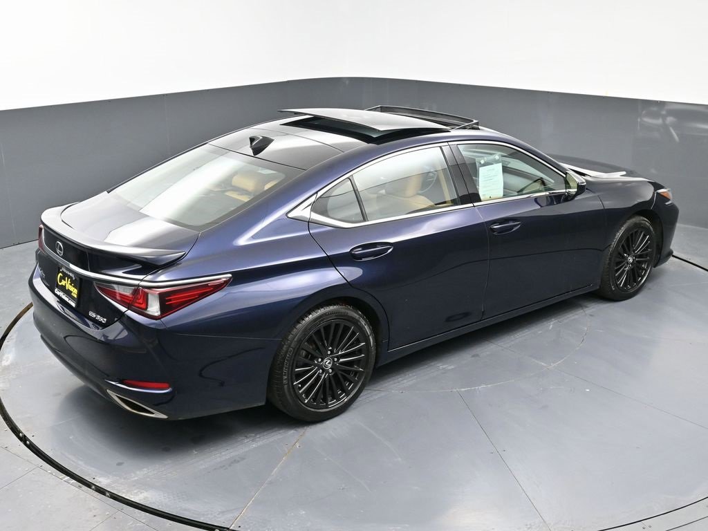 Used 2025 Lexus ES 350 w/ Premium Package image 43