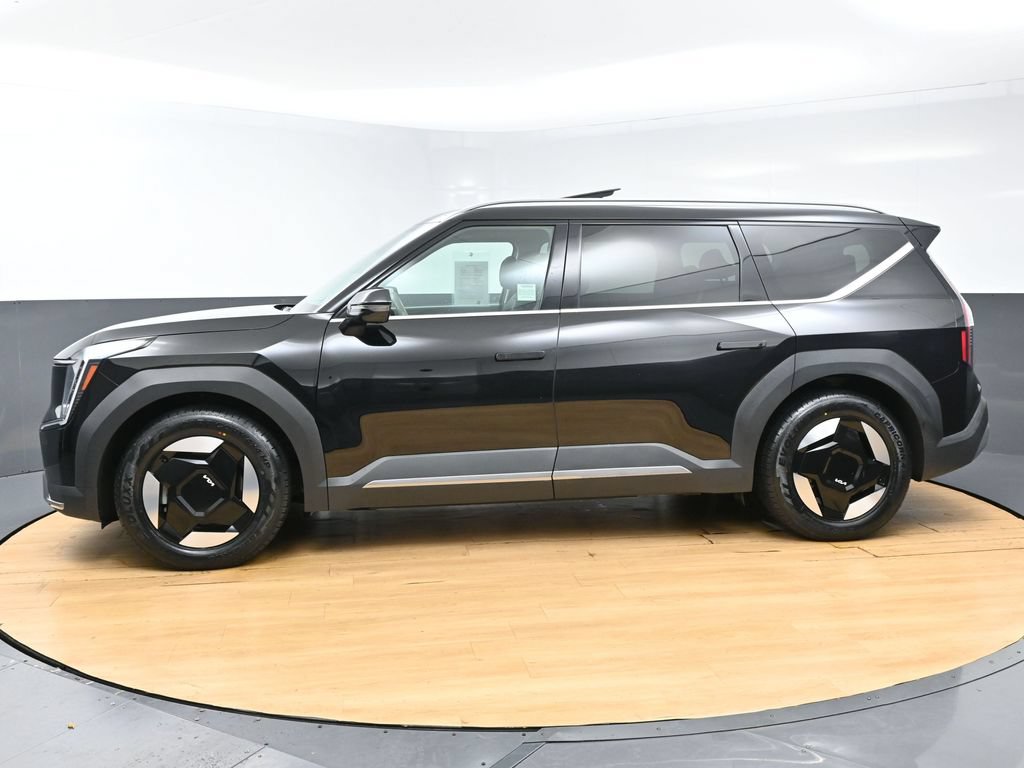 Used 2024 Kia EV9 Wind AWD/4WD image 6